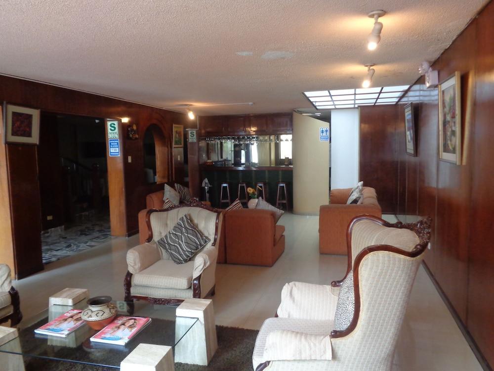 Hotel El Carmelo Miraflores Distretto di Distretto di Lima Esterno foto